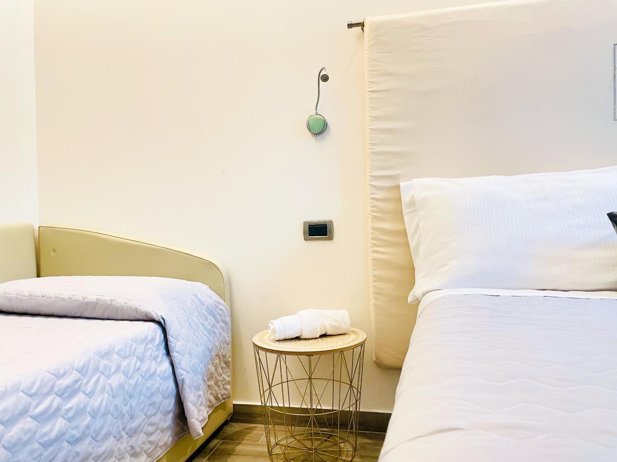 Hotel Tirsus Bellaria-Igea Marina Esterno foto