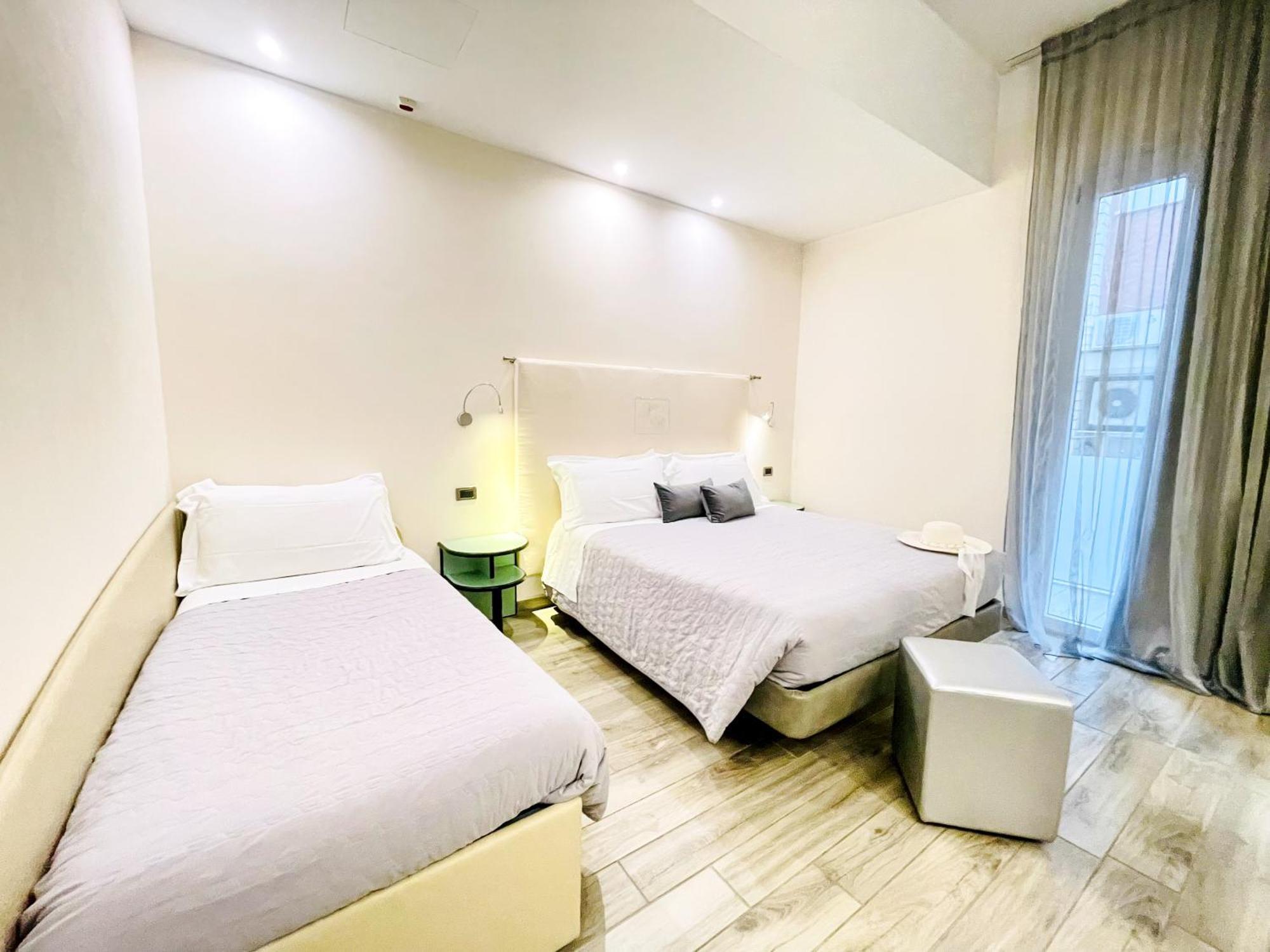 Hotel Tirsus Bellaria-Igea Marina Esterno foto