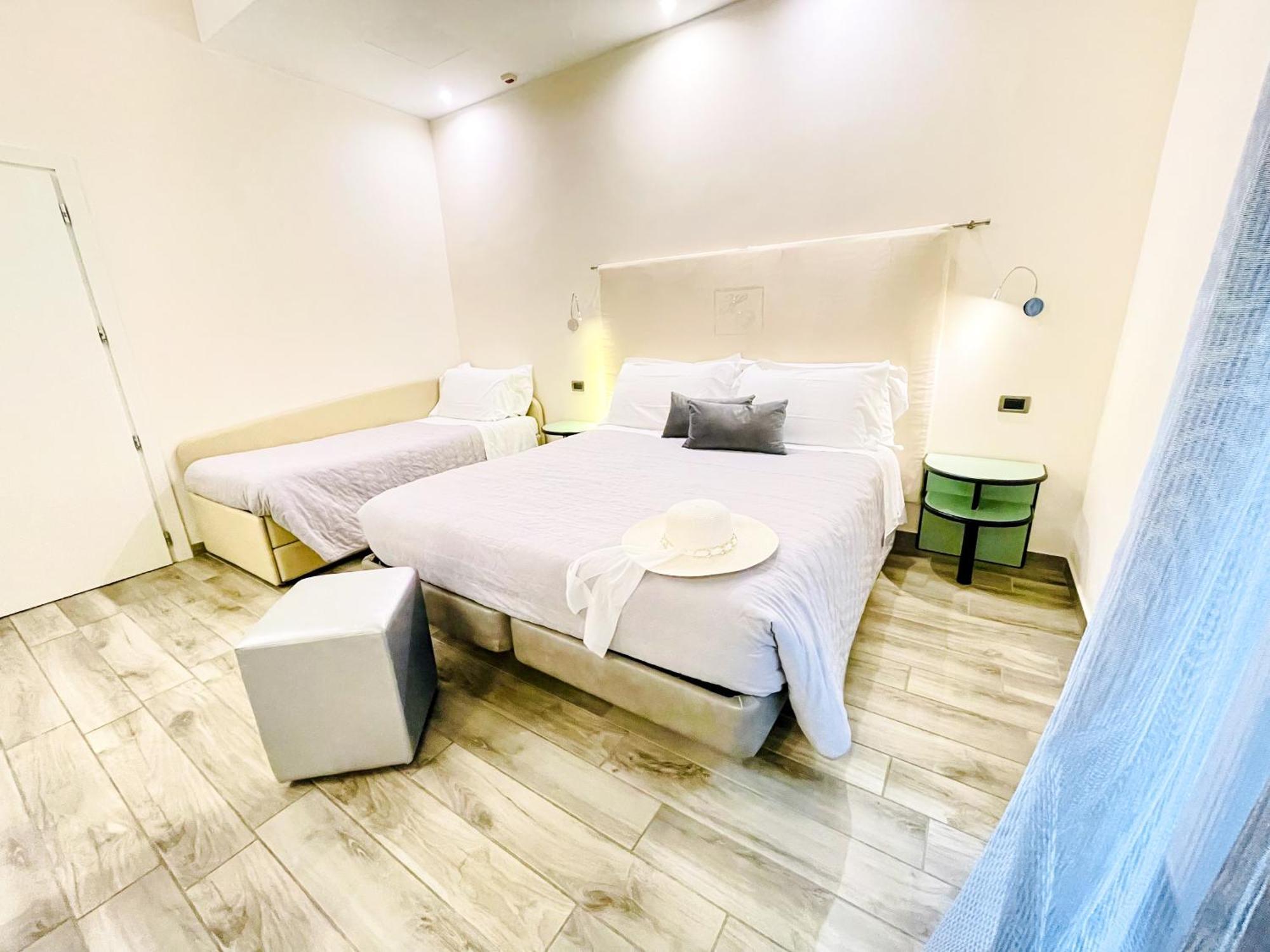 Hotel Tirsus Bellaria-Igea Marina Esterno foto