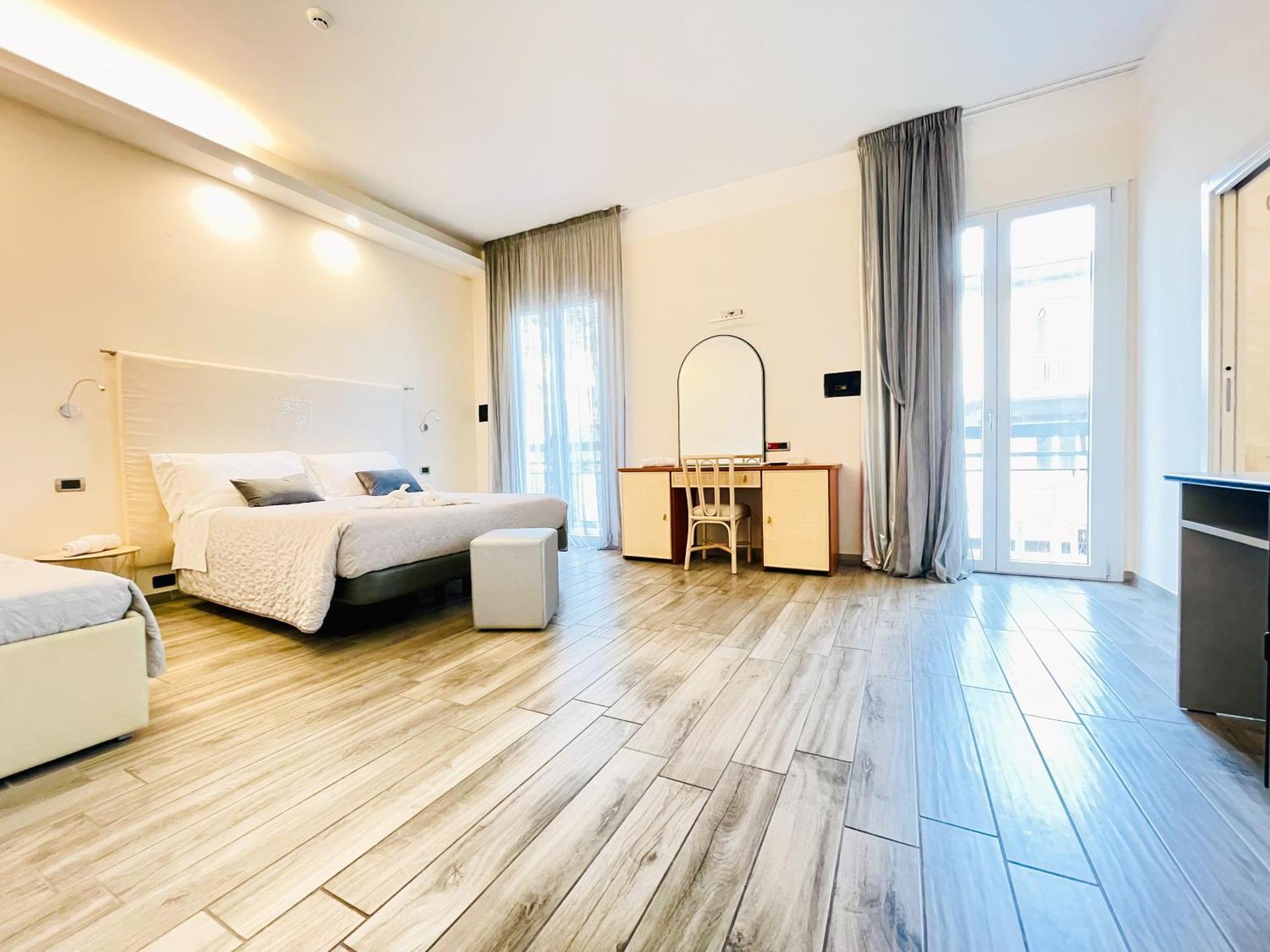 Hotel Tirsus Bellaria-Igea Marina Esterno foto